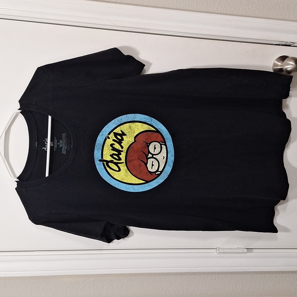Daria tee